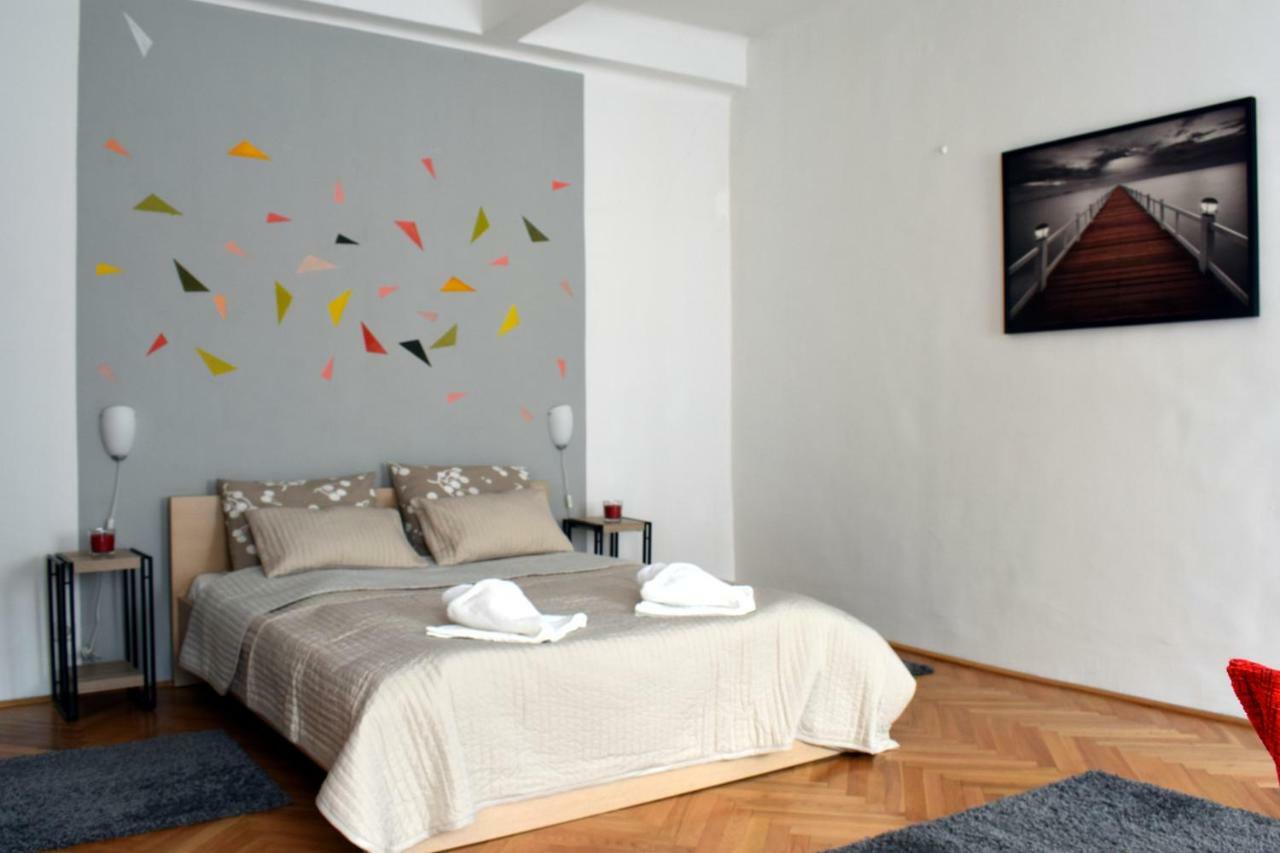 Diamond Astoria Apartments Budapest Ngoại thất bức ảnh