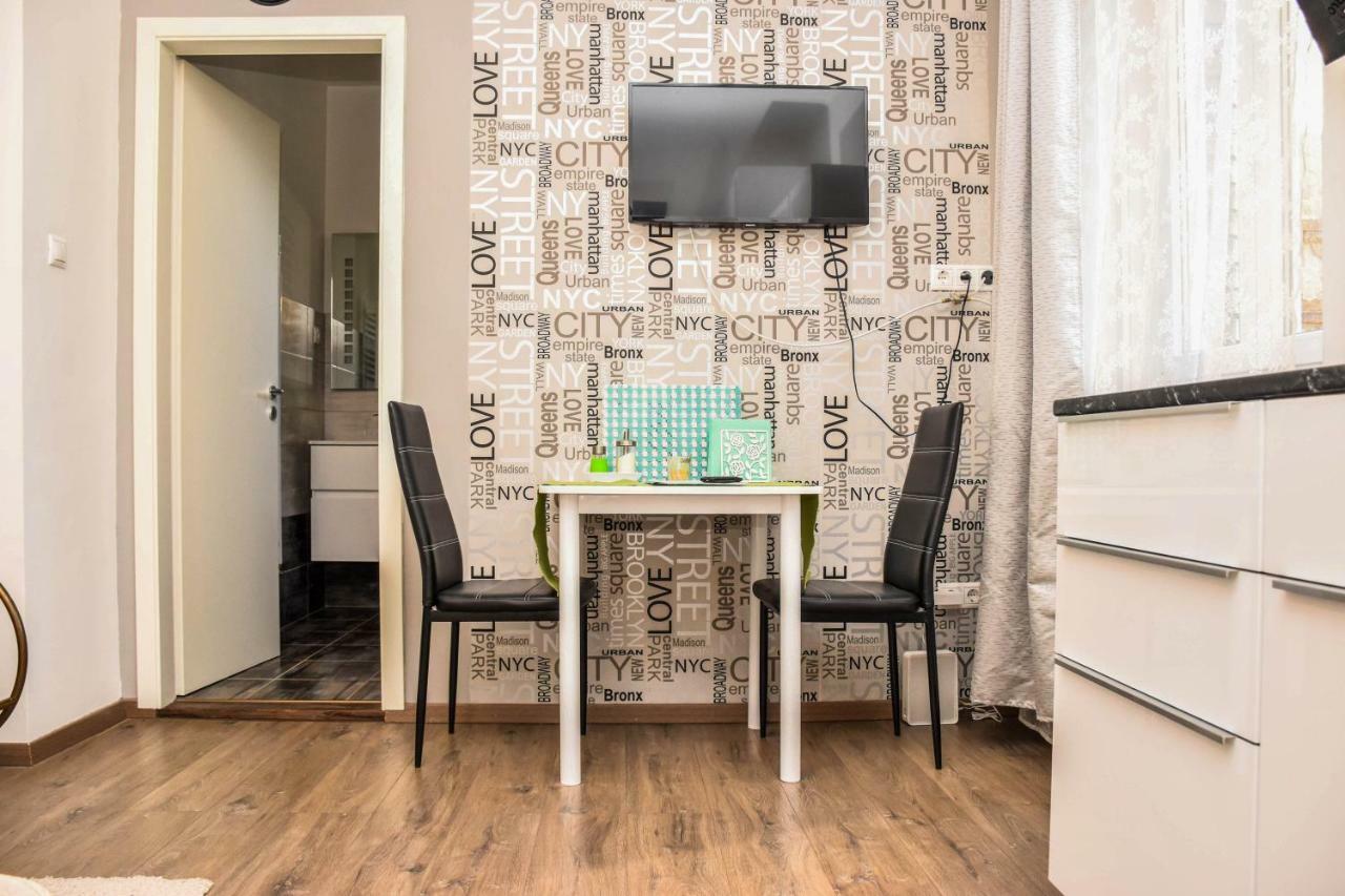 Diamond Astoria Apartments Budapest Ngoại thất bức ảnh