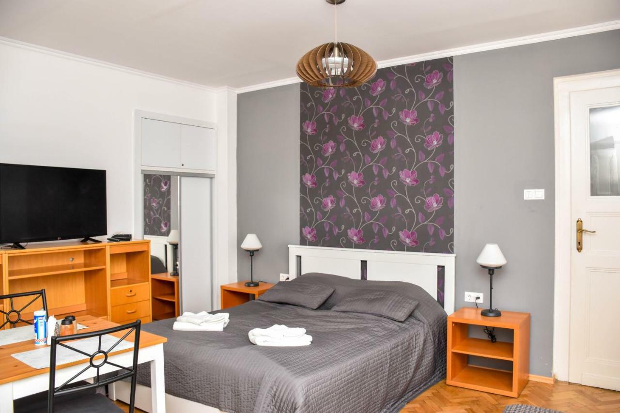 Diamond Astoria Apartments Budapest Ngoại thất bức ảnh