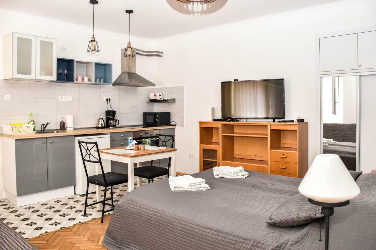 Diamond Astoria Apartments Budapest Ngoại thất bức ảnh