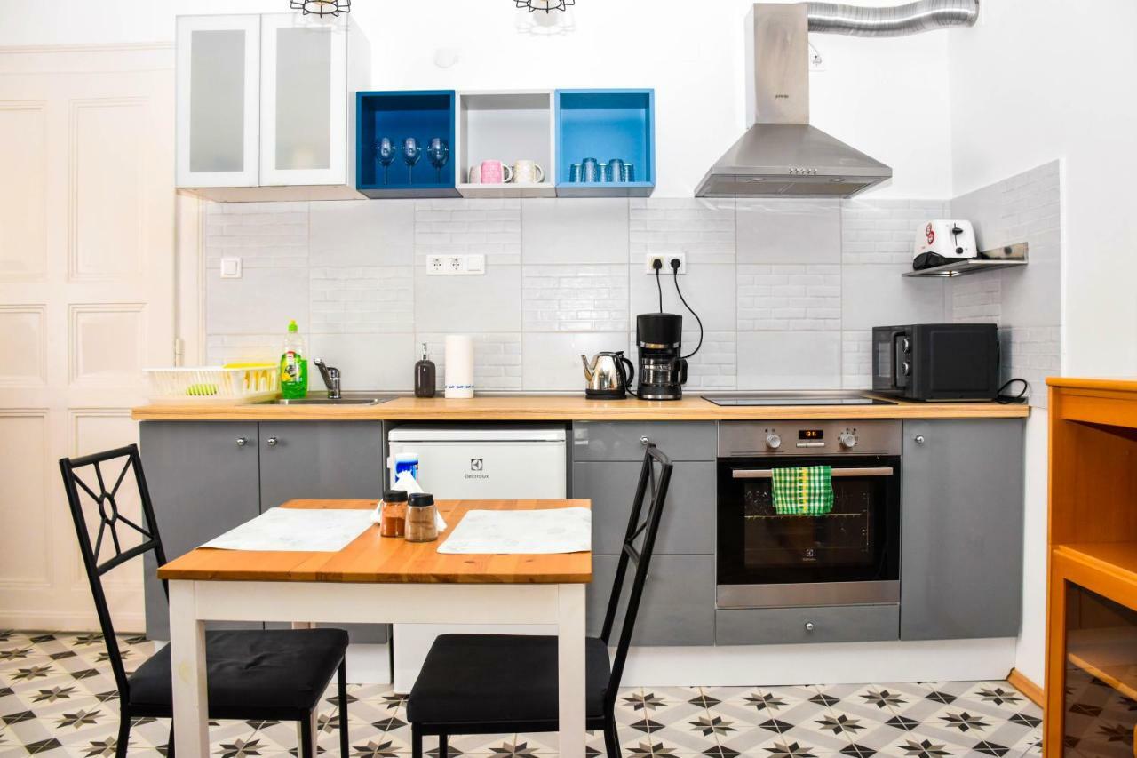 Diamond Astoria Apartments Budapest Ngoại thất bức ảnh