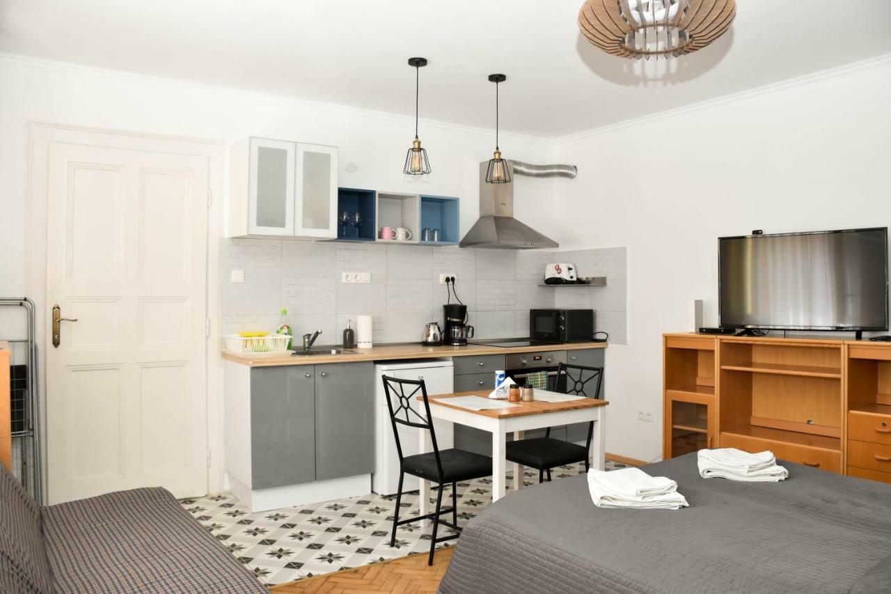 Diamond Astoria Apartments Budapest Ngoại thất bức ảnh